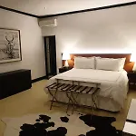 Le Manoir Boutique Estate