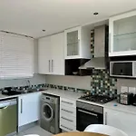 Kmg Apartments At The Apex