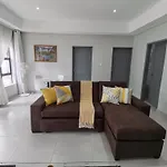 Executive 2-Bedroom Serenity Apartment In Wendywood Sandton With Its Own Entrance