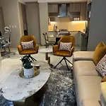 Peaceful Rosebank Gem!