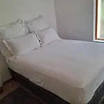 Modern Comfort In Sandton