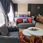 Luxury Fairland Fully Serviced Cottages