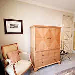 Michelangelo Hotel Luxury 1 Bedroom Apartment- Nelson Mandela Square & Sandton City