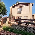 Paulshof Sandton Apartments - Hluhluwe Road Complex
