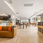 Sandton Skyline Luxury Space