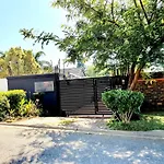 Sandton Guesthouse, Husky Rescue, No Parties Allowed