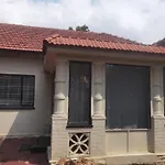 Yellow Stars Guesthouse