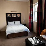 Da Vault Marshalltown Apartment