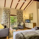 Amoris Guesthouse Randburg II - Darrenwood