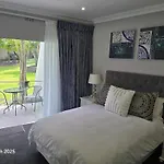 Fine Garden Suites
