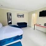 Dj Guest Lodge