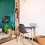 Artsy City Studio Apartment