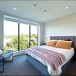 Setai Elton Hill