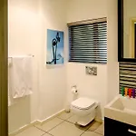 The Nicol Hotel And Apartments