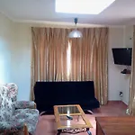 Suburbian Lodge