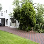 Noraclox Inn
