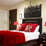 No66 Sandton Lodge