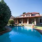 Avondhu Guest House