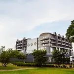 Genesis All-Suite Hotel