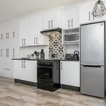 116 Illovo Mews Studio