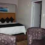 Eagles Nest Lodge