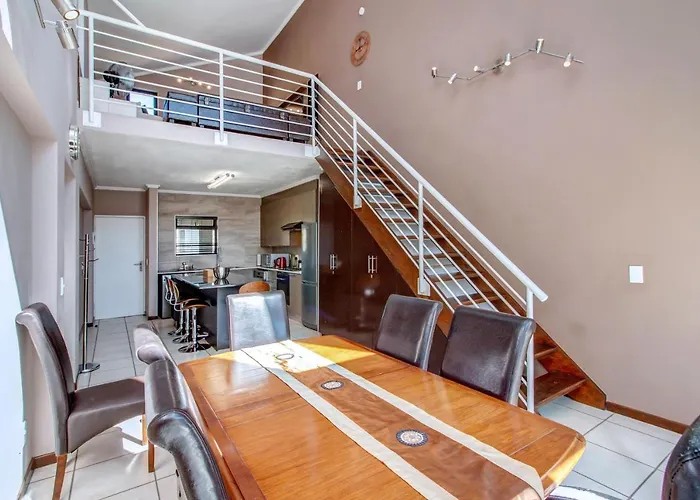 Upmarket Ultra Modern Sandton Apartment