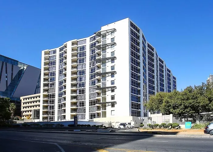 Upmarket Sandton Hydro Park Apartments