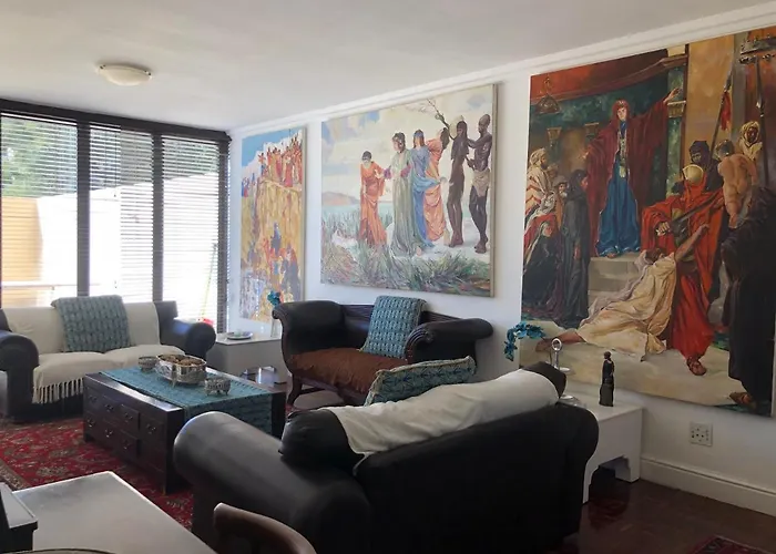 Sandton Luxury Living At 102 Kambula