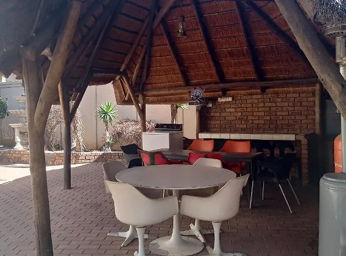 Endlovini Guest House
