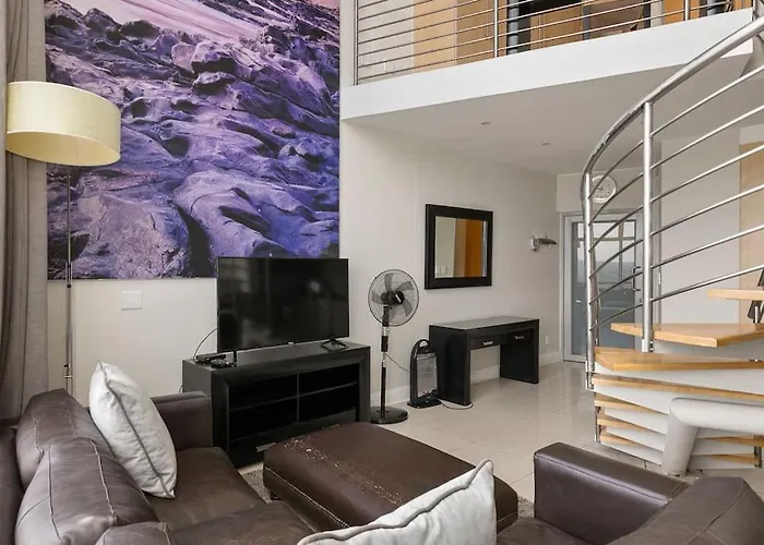 Hydro Sandton Penthouse Apartment