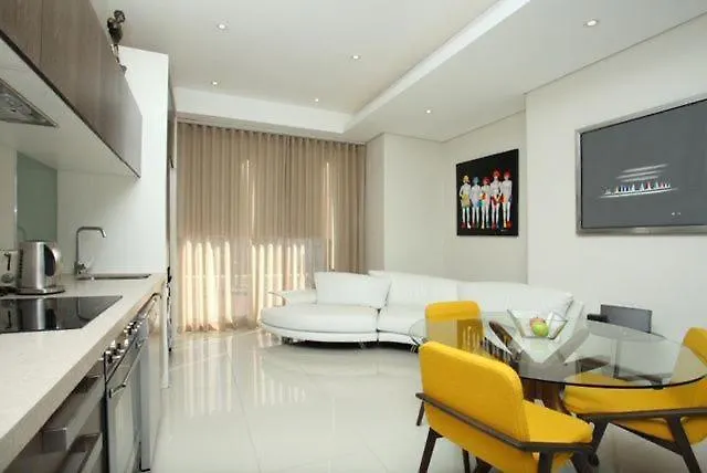 Sandton Skye Prime Apartment