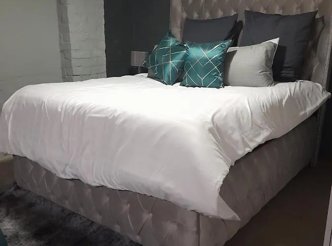 Exclusive Apartment By The Hour