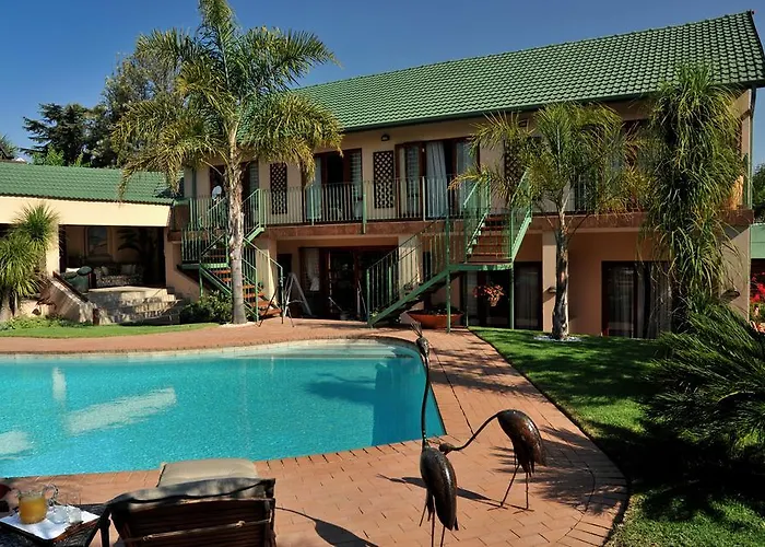 Claires Of Sandton Luxury Guest House
