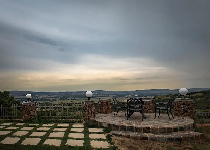 Eagles Nest Estate Luxury Guest House