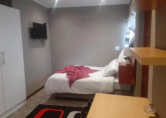 Sasha Guest House