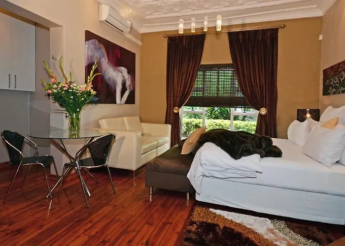Saffron Guest House