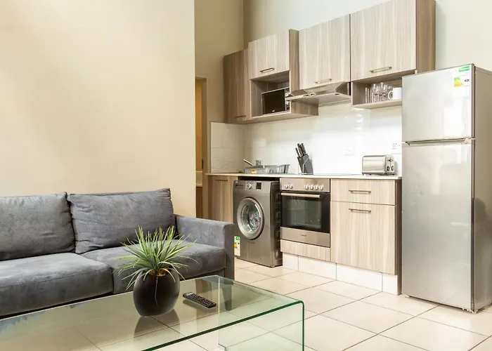 Zeus Apartments - Rosebank