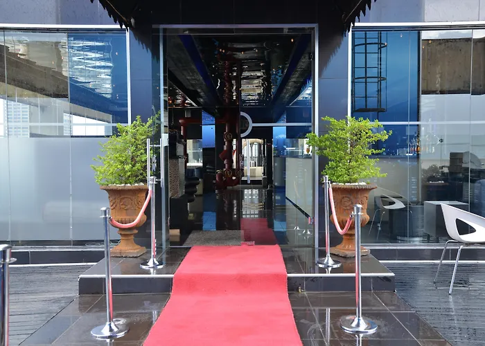 Reef Hotel