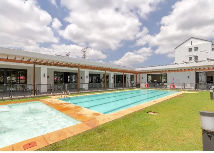 Royal Xtian Elegant 3 Bedrooms