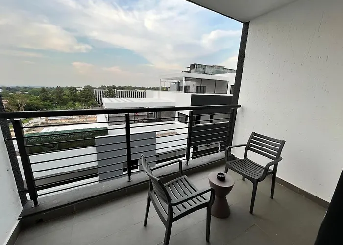 The Vantage Serviced Apartment Collection