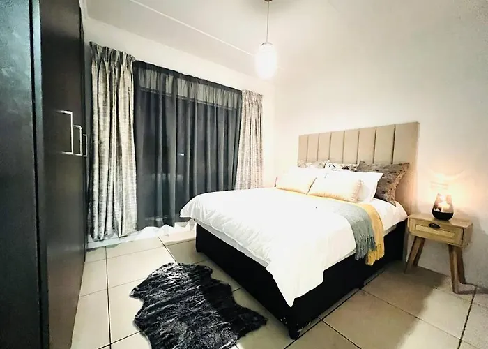 Perfect Haven-1Min Dainfern Square