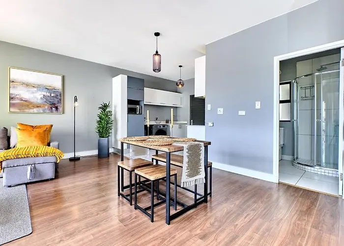 2 Bedroom Furnished Luxury Apartment With Inverter
