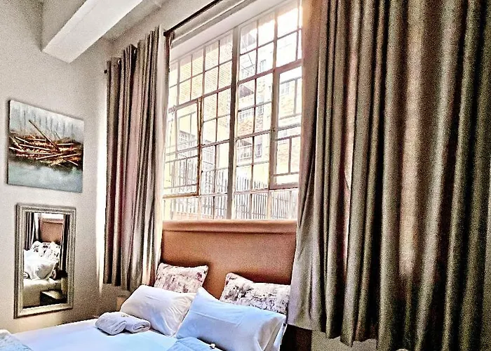 Mocha Apartment Next To Maboneng