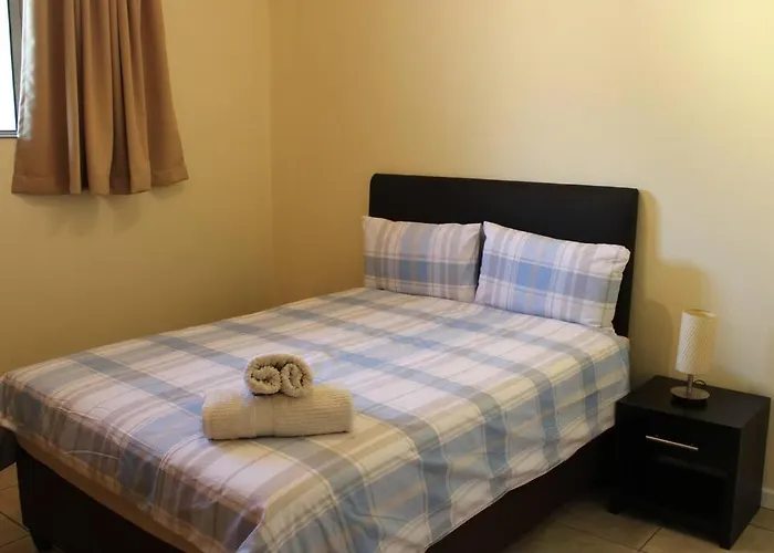 Central & Secure 2-Bedroom Sandton Apt.