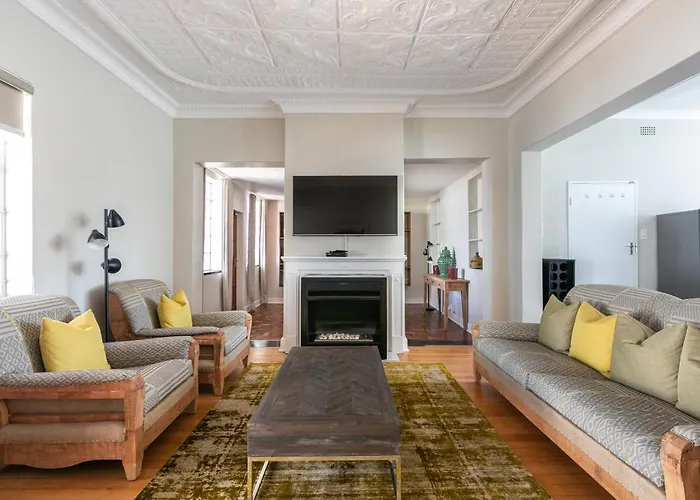 Tranquil & Secure 3Bed Home 2Km 2 Emmarentia Dam
