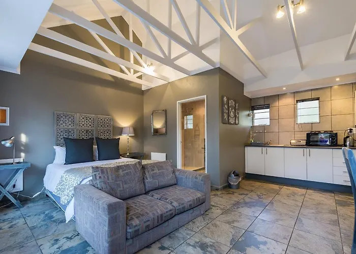Silverstone Guesthouse