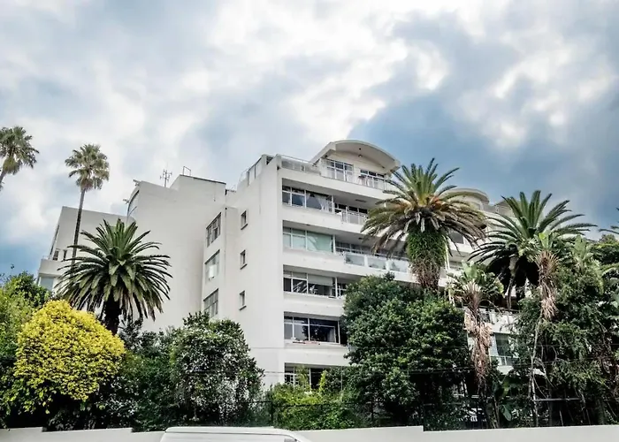 Lovely 3 Bedroom Unit Sandton