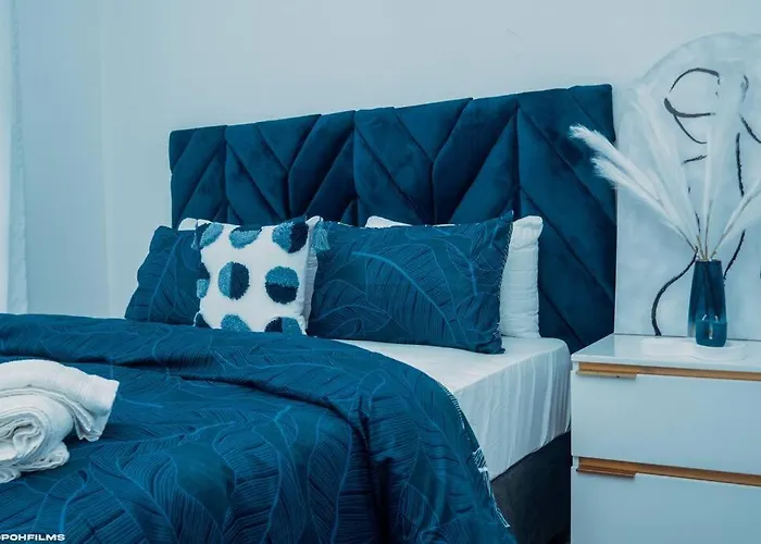 Ocean Blue Sky-Luxury Apartment-Power Backup