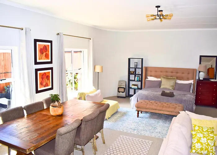 Riverclub Guest Suites In Riverclub, Sandton