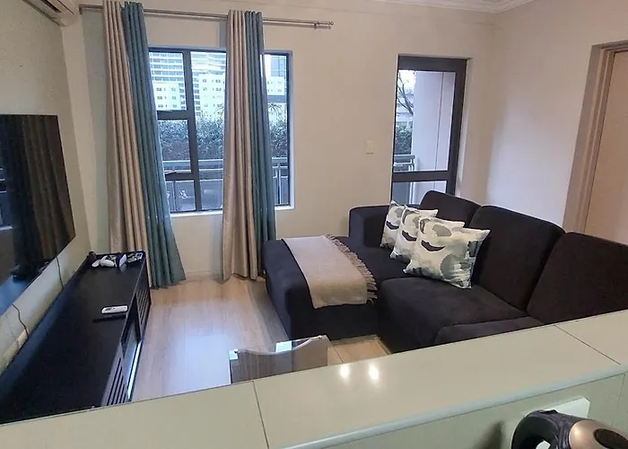 Sandton Suites Westpoint